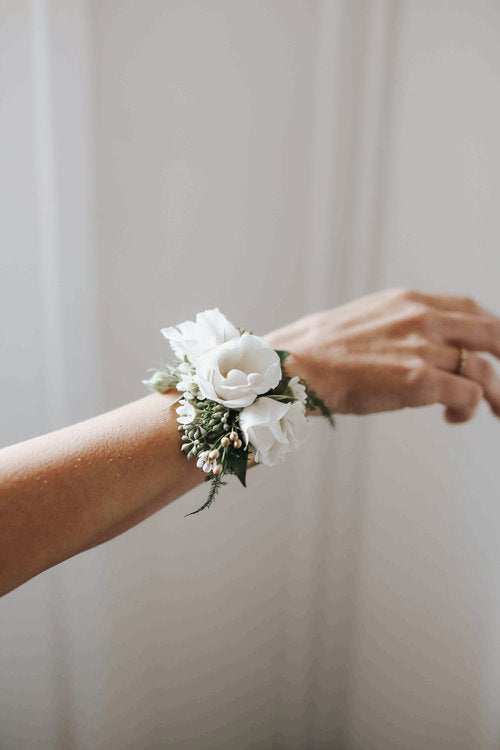 Wrist Corsage – The Bouquet Farm